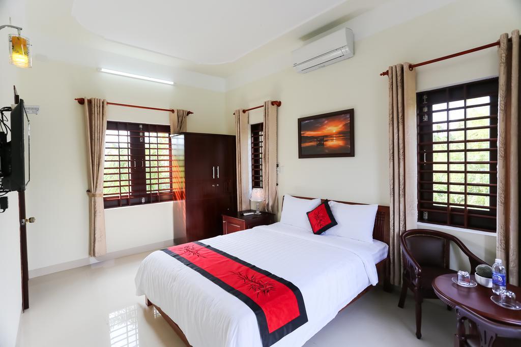 Viet Nhat Homestay Хойан Экстерьер фото